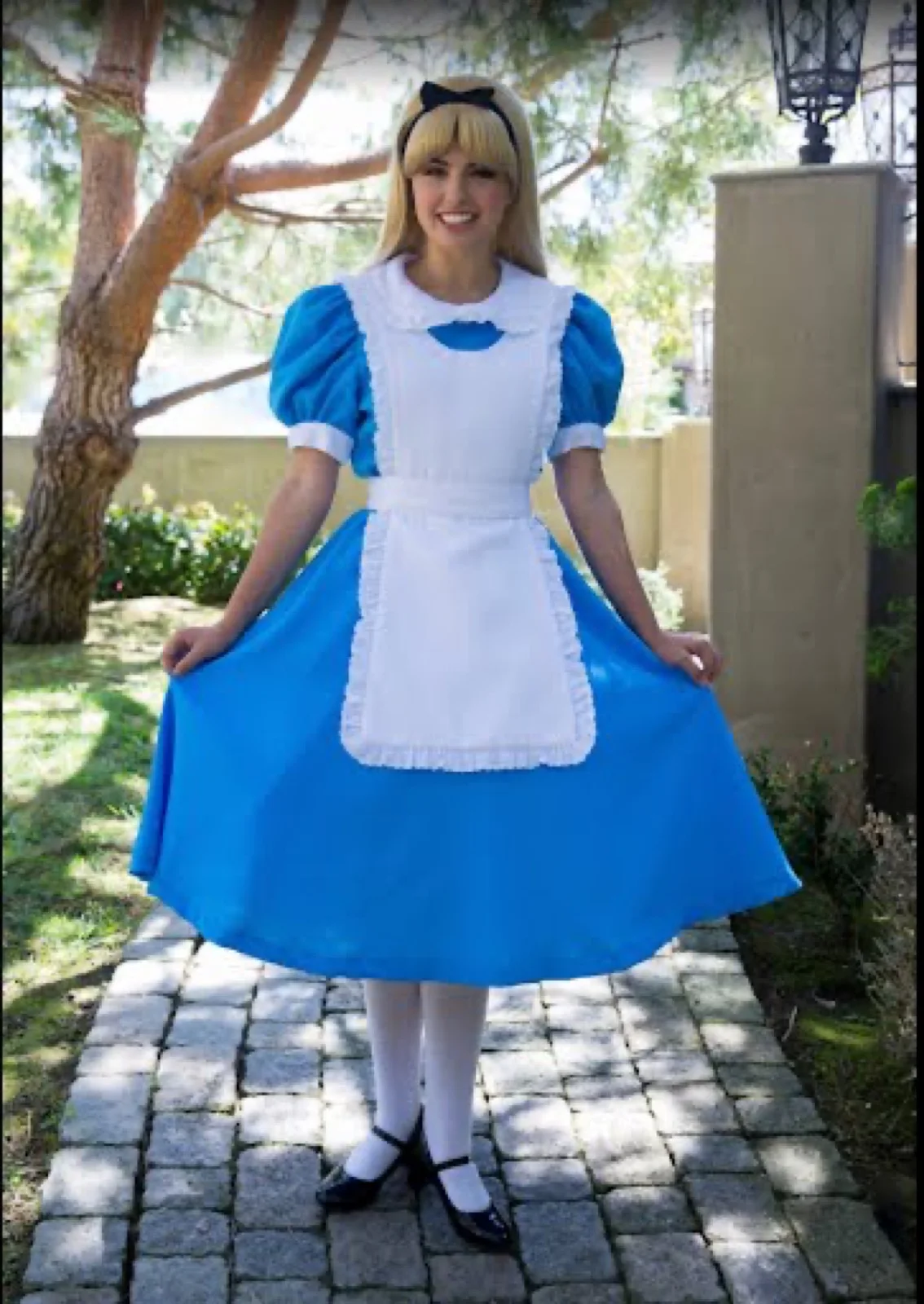 Wonderland Girl party character in San Jose