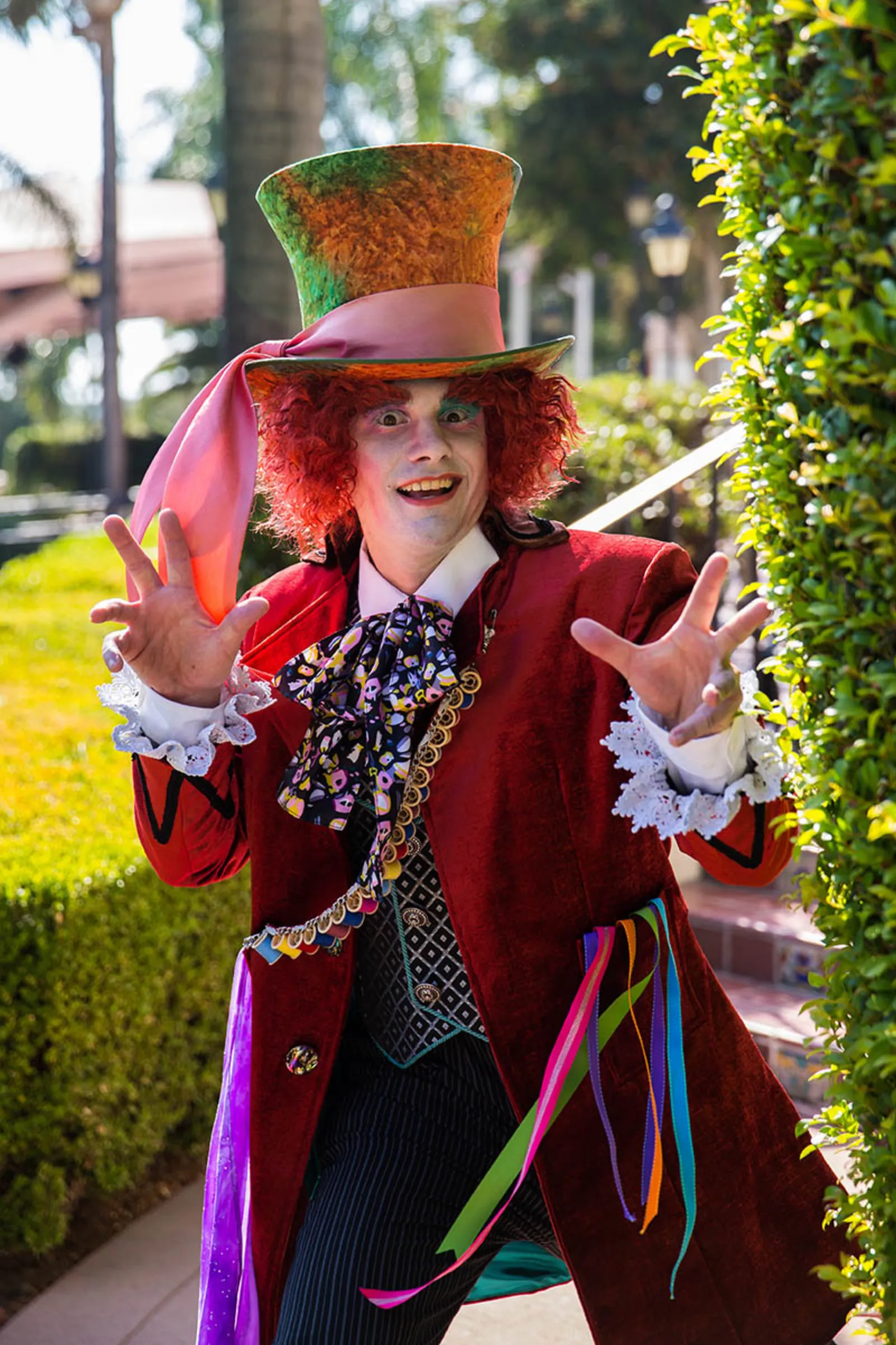 Mad Scientist – Looking Glass party character in San Jose